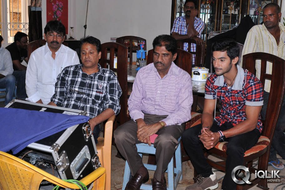 Pyaar Mein Padipoyane